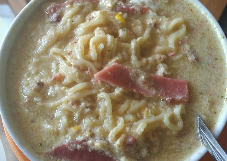 Resep Indomie smoked beef keju susu yang Lezat Sekali