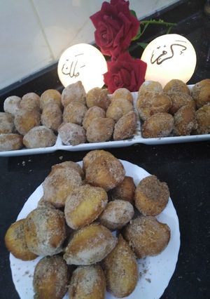 صورة لوصفة دونات مغلفة بالسكر والقرفه