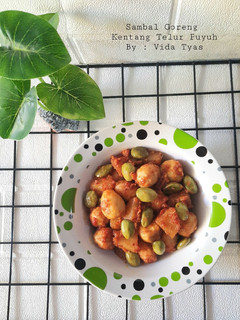 Foto resep Sambal Goreng Kentang Telur Puyuh