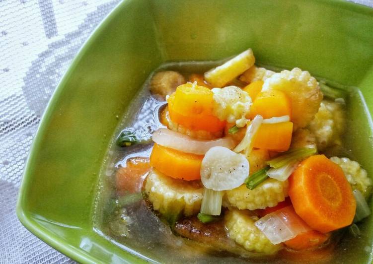 Tasty And Delicious of Baby Corn and Carrot Soup