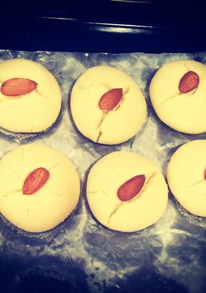 A picture of Naan Khatai.