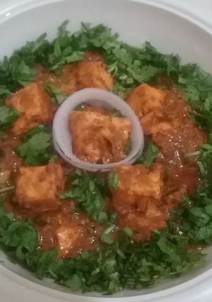 A picture of Paneer Masala.