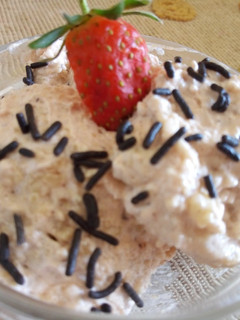 A picture of Reusing left over cake....Cake ice cream.