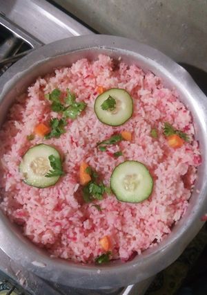 A picture of Bitroot rice.