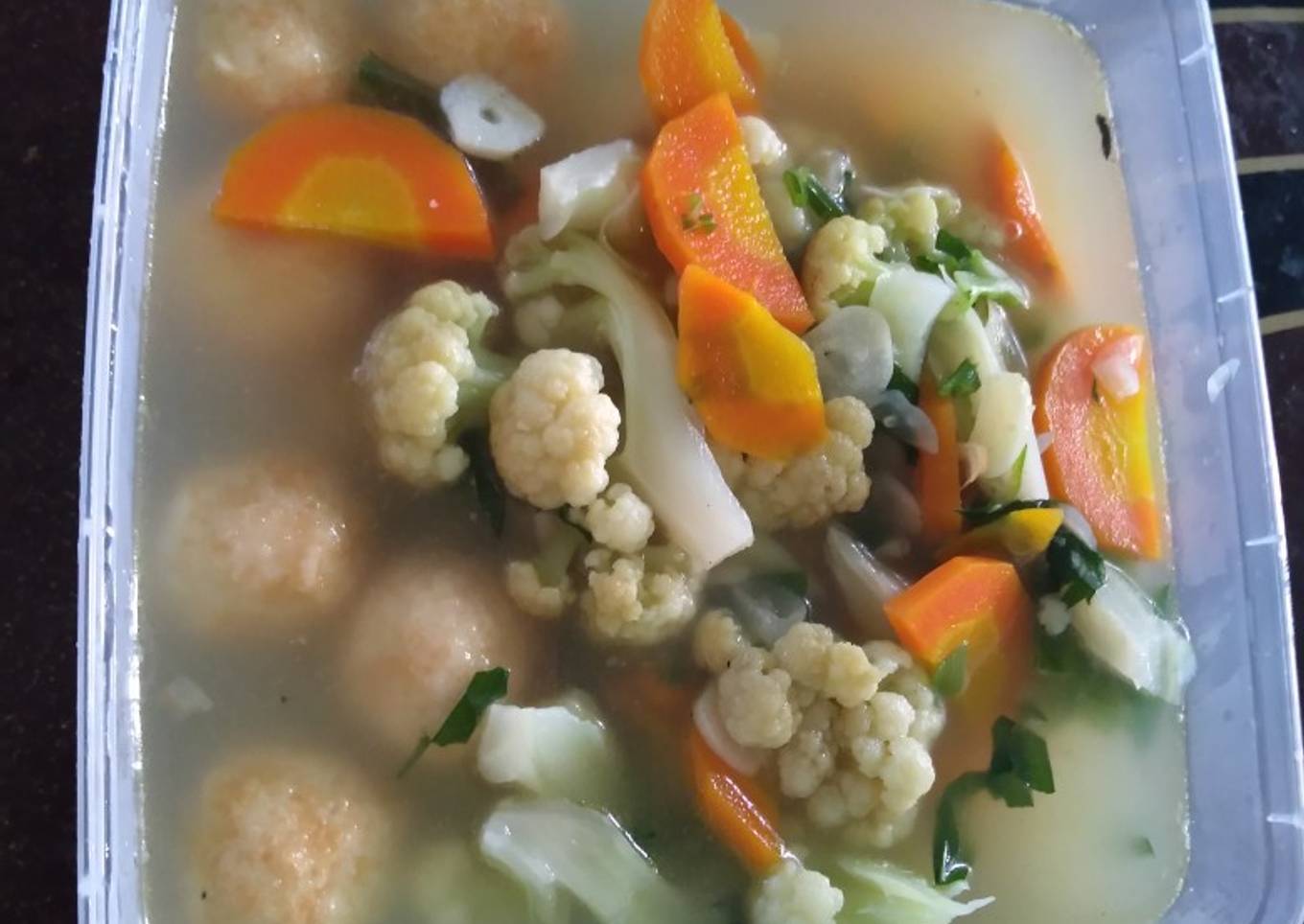 Sop sayur bakso ikan