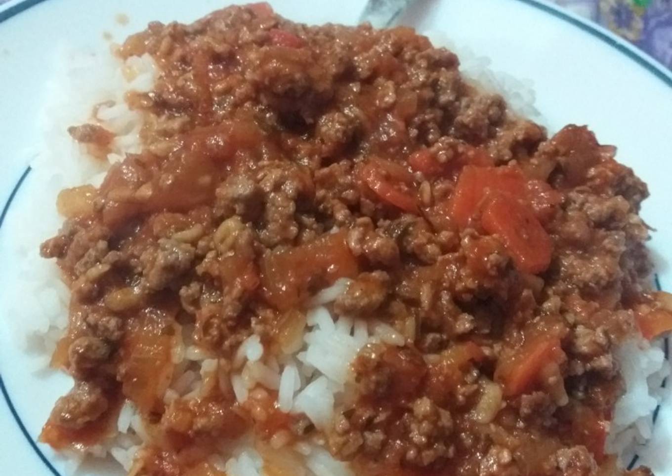 Arroz con carne picada. Barato y rico