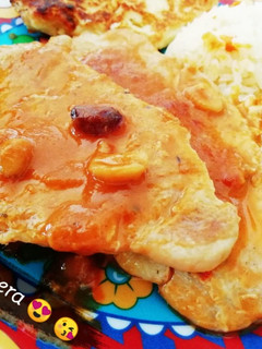Una foto de Lomo de cerdo en salsa de manzana 🐽 🍏 😋 (levemente picante)