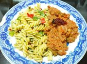 Una foto de fusilli con atún