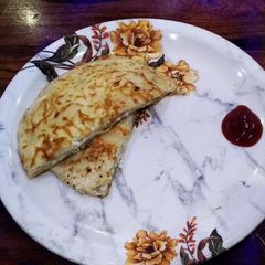 A picture of Egg paratha.