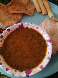 हिरव्या मुगाचे पालक वरण (Moong Palak Varan Recipe In Marathi) रेसिपी चे मुख्य फोटो