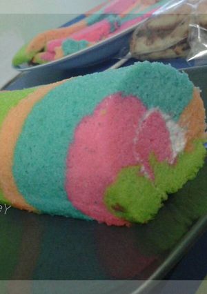 Foto resep Bolu Gulung Pelangi Kukus
