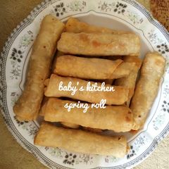 A picture of Homemade spring roll.