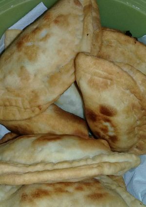 Una foto de Empanadas de pollo