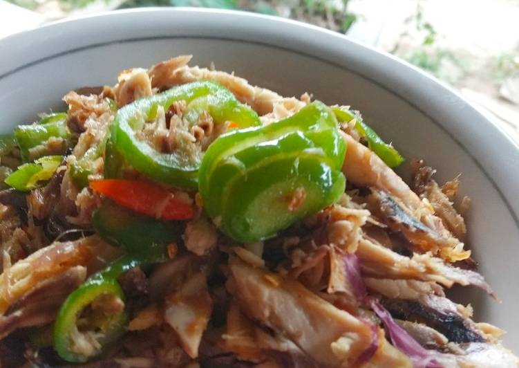 Resep Populer Oseng tongkol suwir cabe gendot Gurih Mantul