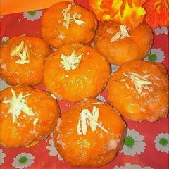 A picture of Balushahi.