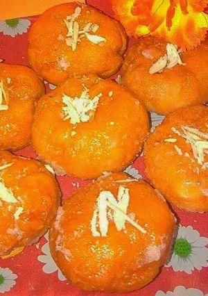 A picture of Balushahi.