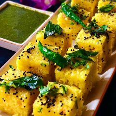 A picture of Besan dhokla khaman in microwave.
