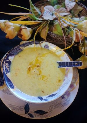 A picture of White Oats daliya.