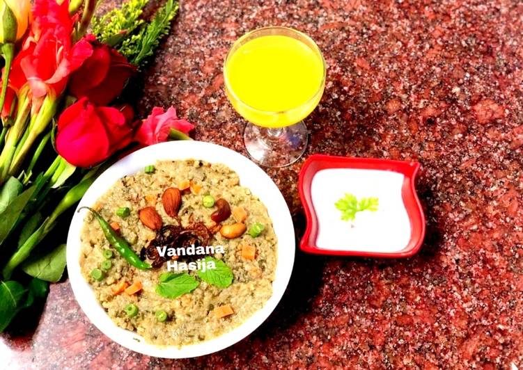 How to Make Super Quick Homemade Hyderabadi Veg Haleem Protein Pack Daliya Khichadi