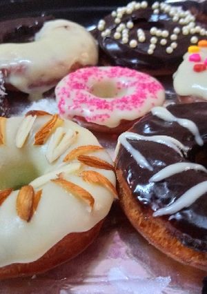 A picture of Baked doughnut.