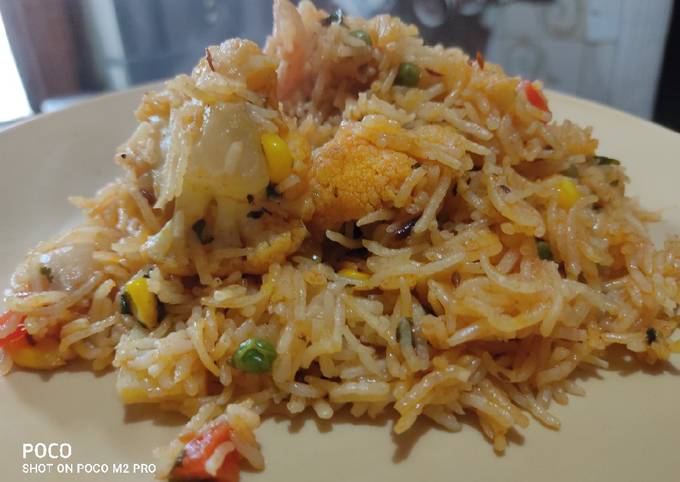 Recipe of Perfect Colorful Biryani