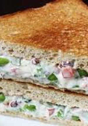 ब्रेड सैंडविच (bread sandwich recipe in Hindi) रेसिपी मुख्य फोटो