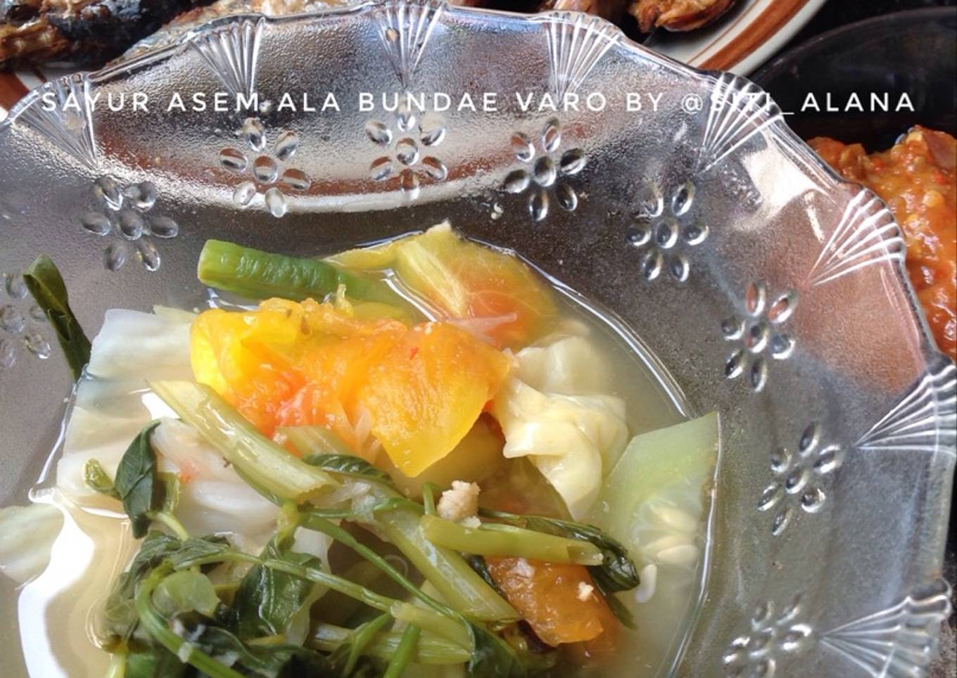 Vegetable soup with tamarind