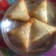 Chat Pattay Qeema samosay A picture of Chat Pattay Qeema samosay.