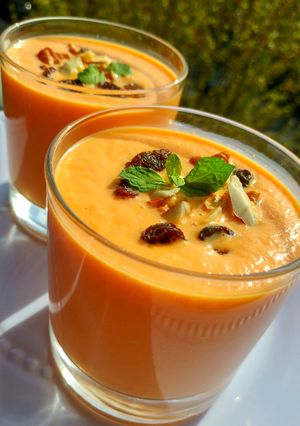 A picture of Papaya Carrot Smoothie.