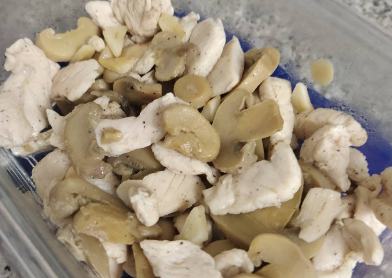 š„£ Tupper de pollo con champiƱones