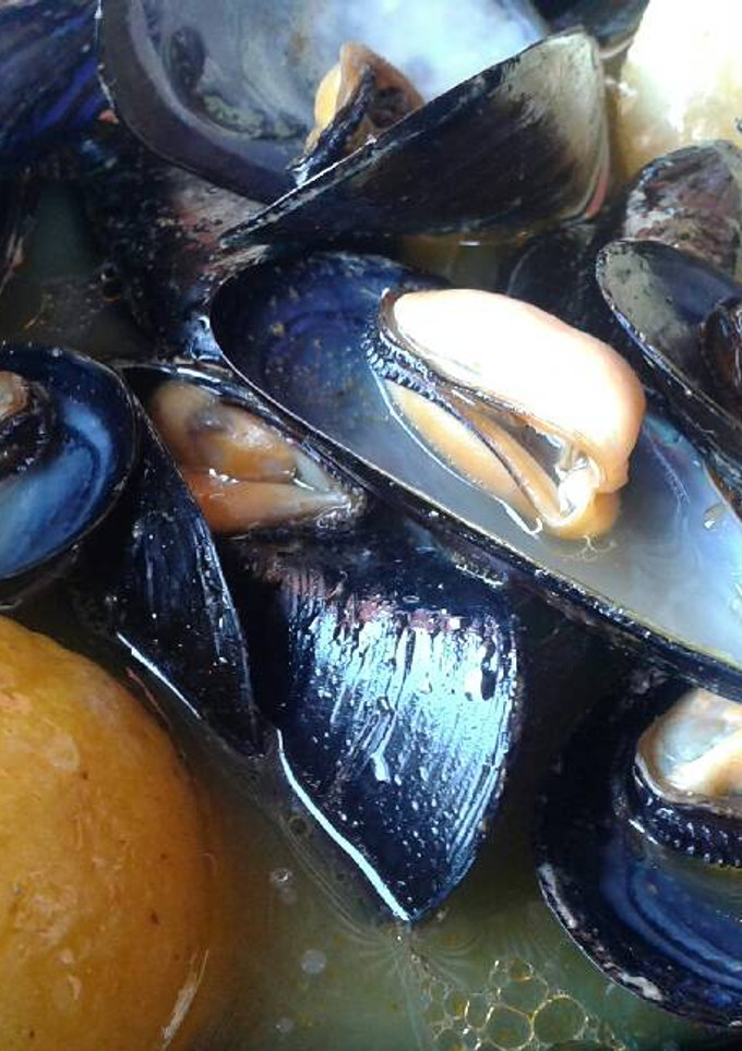 Una foto de Mejillones al vapor