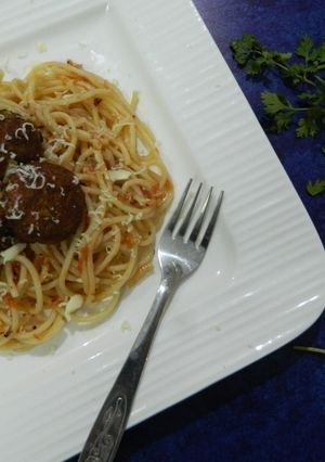A picture of Spaghetti with Vegan Lentil Meat Balls.