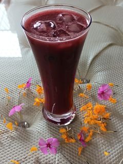 काले अंगूर का जूस (kale angur ka juice recipe in Hindi) रेसिपी मुख्य फोटो