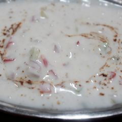 A picture of Veg raita.