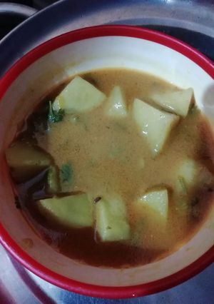 A picture of Aloo sabji.