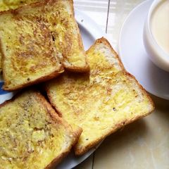 A picture of Egg toast.
