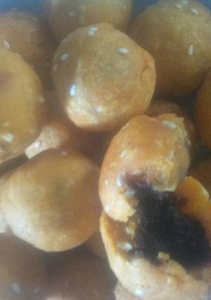 Foto resep 2•° Bola ubi isi coklat