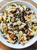 Insalata di lenticchie, mele e sedano rapa