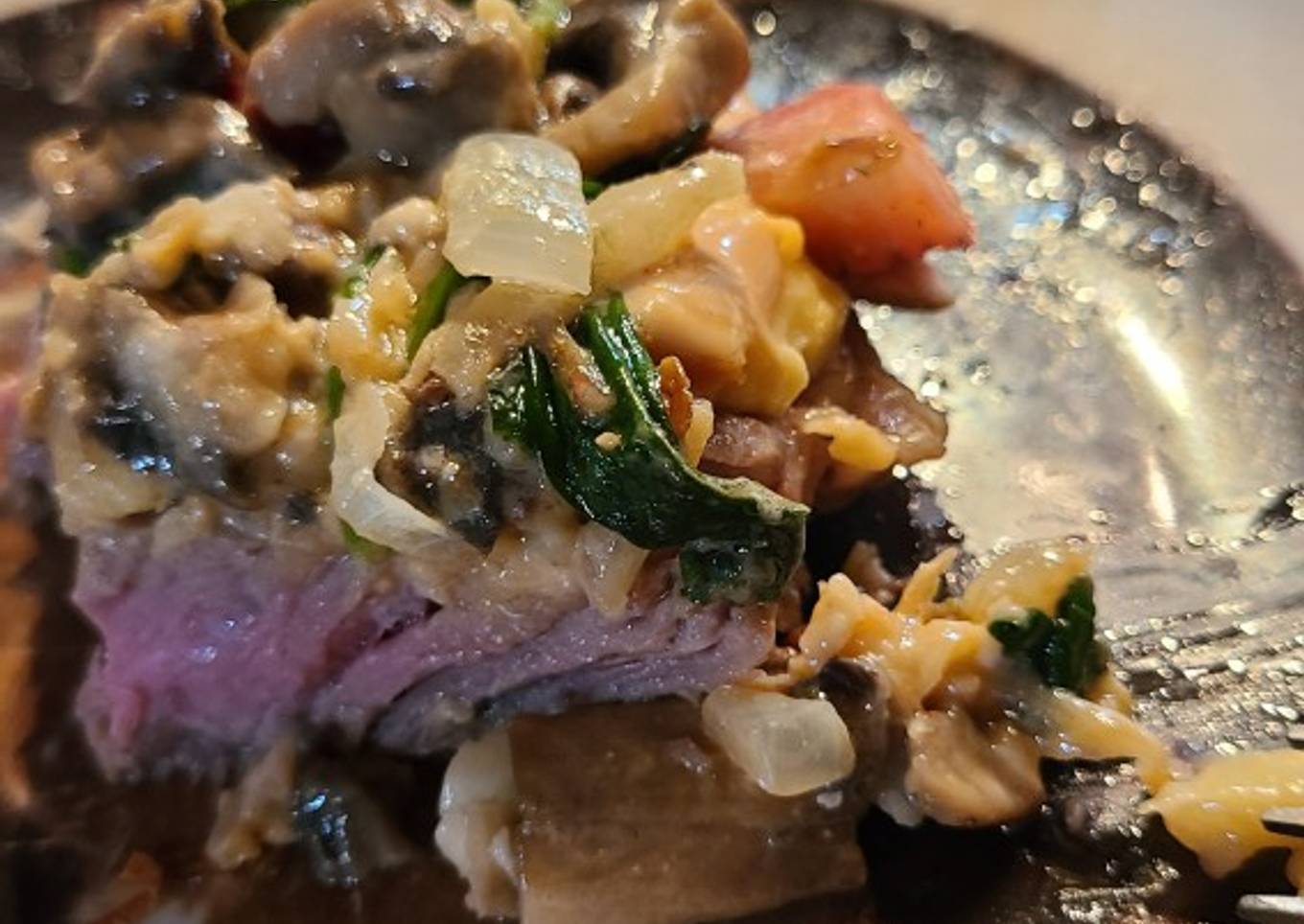 Pucks Strawberry Prime Rib Plate