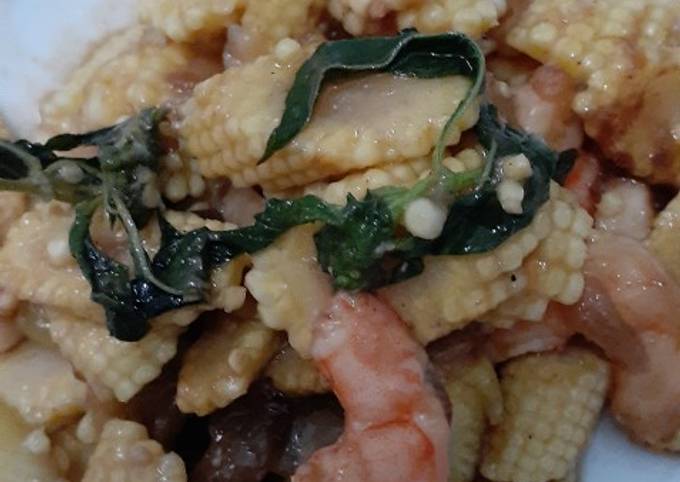 Resep Tumis jagung muda mix udang dan kemangi Resep Tumis jagung muda mix udang dan kemangi