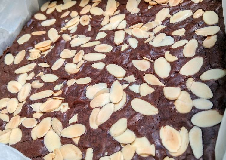 Almond Choco Brownie