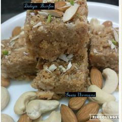 A picture of Daliya aur Dhoda burfee.