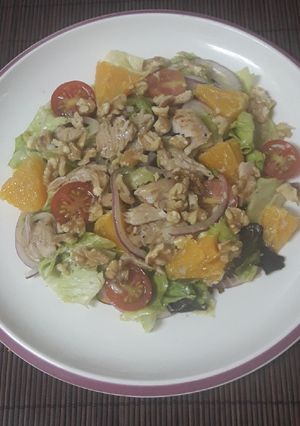 Foto principal de Ensalada de pollo con naranja