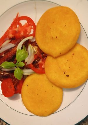 Una foto de Pescado salado frito