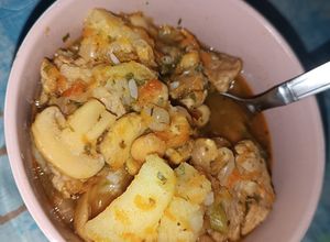 Una foto de Garbanzos con posta de cerdo