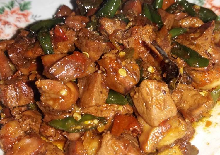 Proses mengolah Oseng ati ampela yang simpel