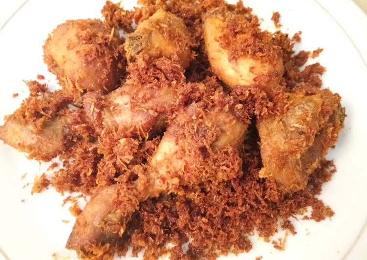 Ayam goreng Begana khas Betawi