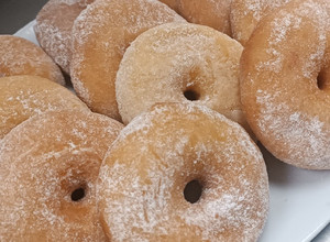 Gambar Donat Simple dan Gebu