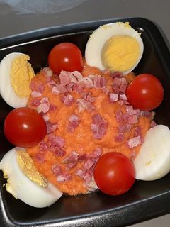 Una foto de Salmorejo con Mambo