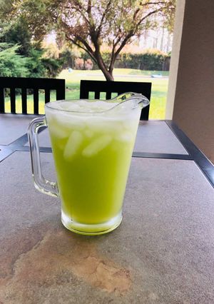 Una foto de Jugo de melón tuna